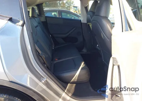 2024 Tesla Model Y Long Range Dual Motor All-Wheel Drive from USA, damaged, VIN 7SAYGDEEXRA284388